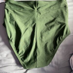NWT green kona sol swim bottoms